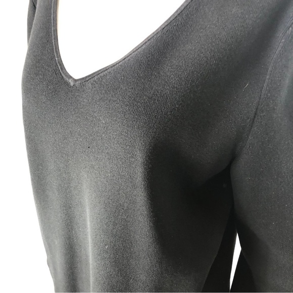 Talbots Scallop Hems Cotton Modal VNeck Popover Top Women L Black - Picture 3 of 9